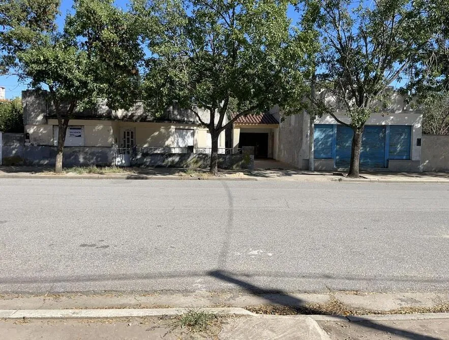 Local comercial y casa Calle San Luis 200